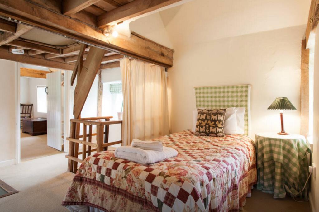 Owlpen Manor Cottages Uley Exteriör bild